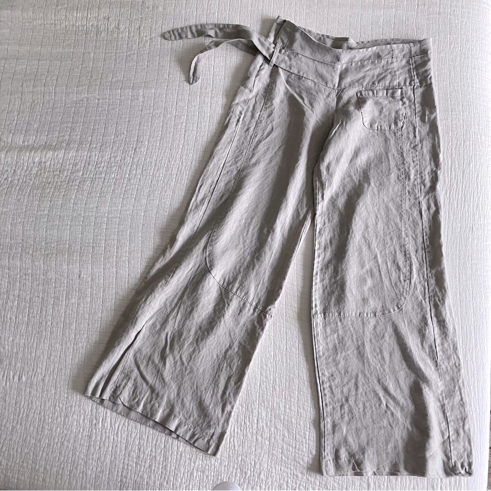 ‘Sensitive’ Made in Italy beige linen wide pant w/self belt